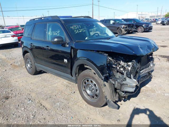  Salvage Ford Bronco