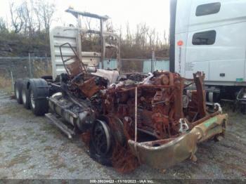  Salvage Freightliner Columbia