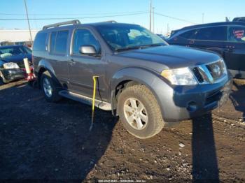  Salvage Nissan Pathfinder