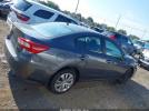 Subaru Impreza 2.0i Image 16