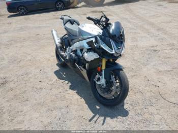  Salvage Aprilia Tuono V4