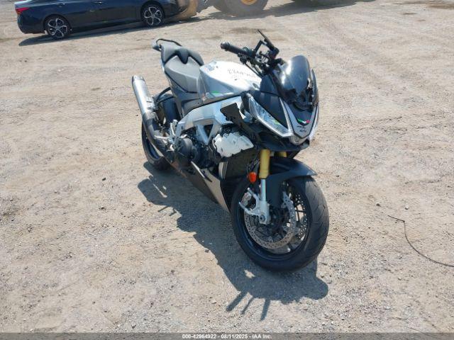  Salvage Aprilia Tuono V4