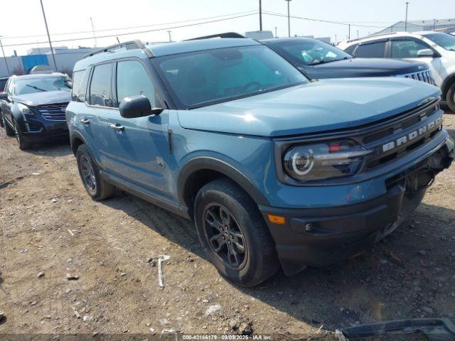  Salvage Ford Bronco