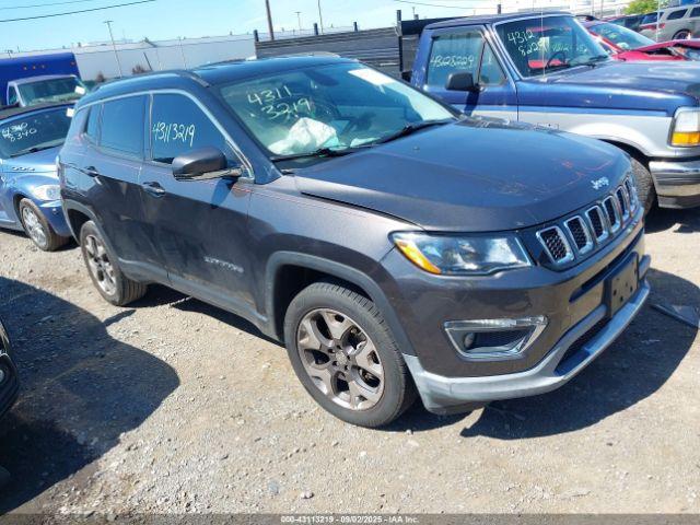  Salvage Jeep Compass
