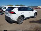 Toyota RAV4 Le Image 4