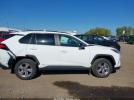 Toyota RAV4 Le Image 7