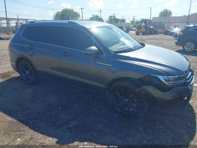  Salvage Volkswagen Tiguan