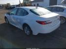 Toyota Camry Le Image 6