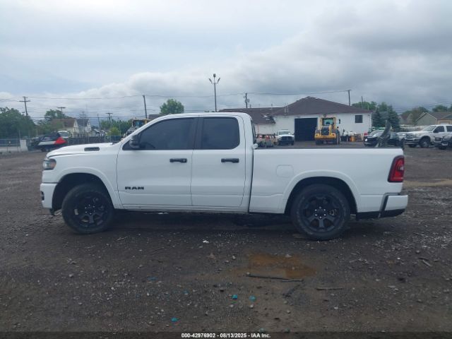 Ram 1500 Big Horn Crew Cab 4x4 6'4 Box Image 16