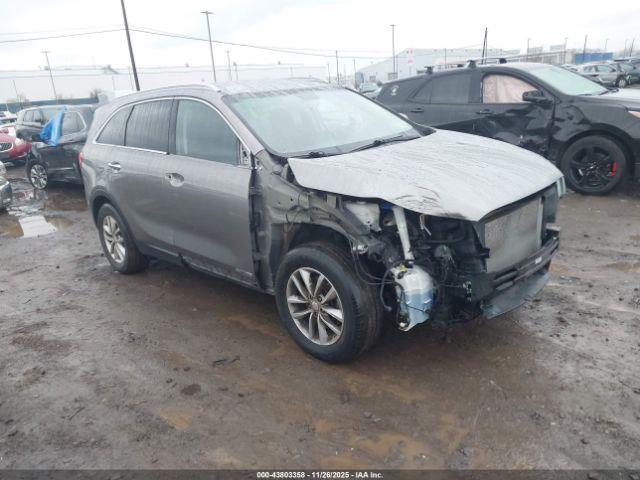  Salvage Kia Sorento