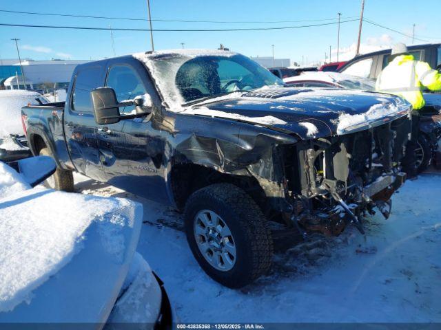  Salvage GMC Sierra 2500