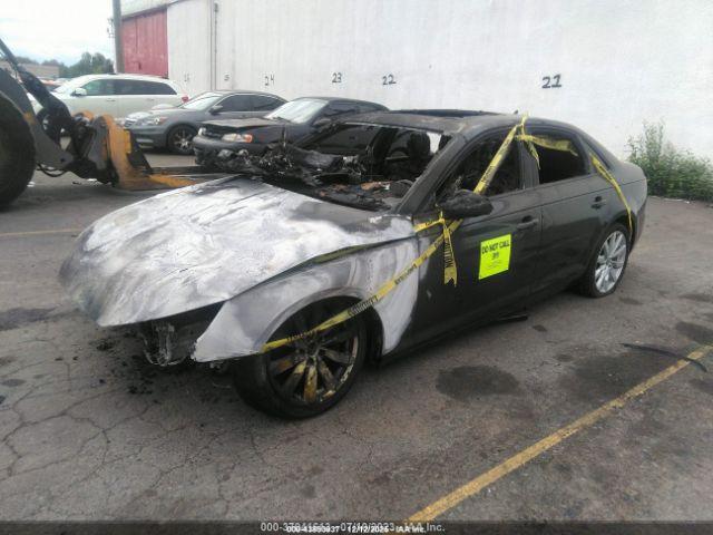 Toyota Camry Le Image 2