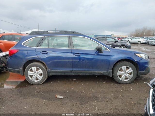 Subaru Outback 2.5i Image 12
