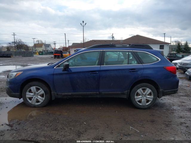 Subaru Outback 2.5i Image 15