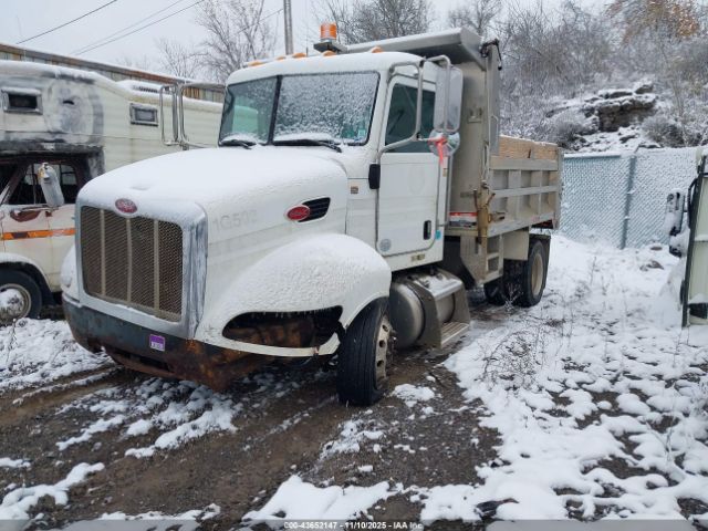 Peterbilt 337 Image 13