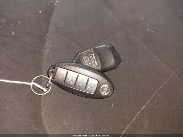 Nissan Armada Sv 4wd Image 9