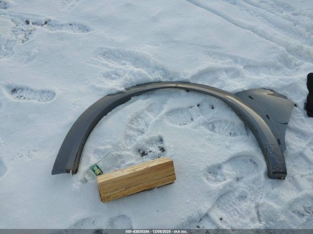 Nissan Armada Sv 4wd Image 2