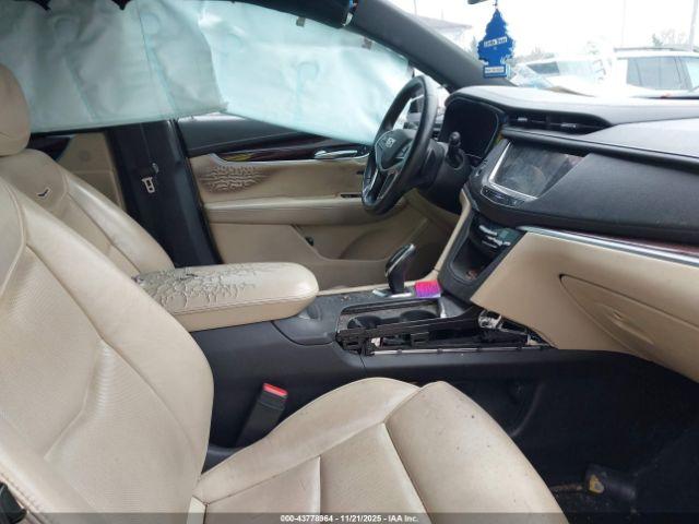 Cadillac XT5 Luxury Image 7