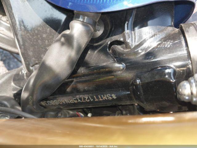 Triumph Motorcycle Speed 400 Image 12