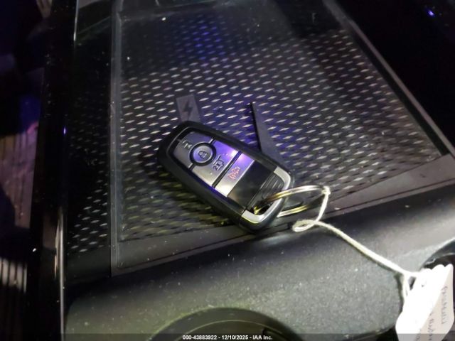 Ford Mustang Premium Image 2