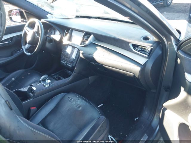INFINITI Qx Essential Image 14