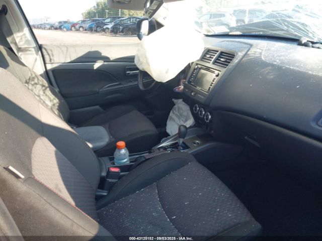 Mitsubishi Outlander 2.0 Le Image 14