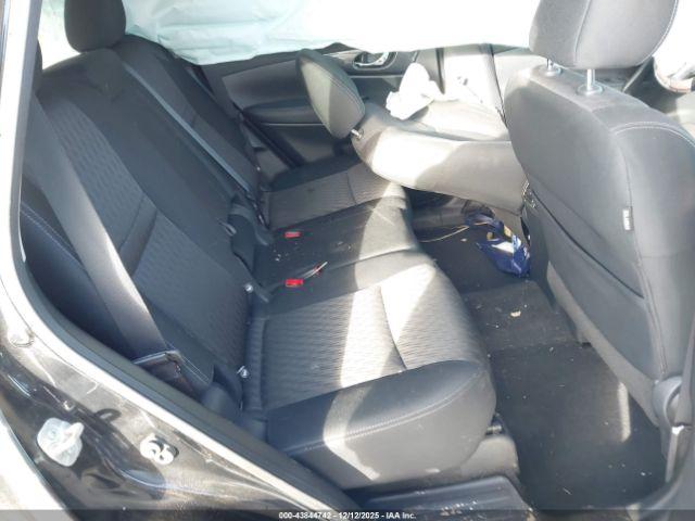 Nissan Rogue Sv Image 13