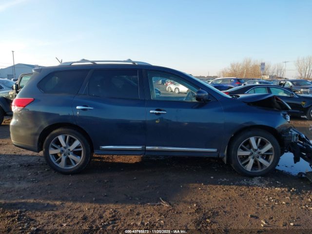 Nissan Pathfinder Platinum Image 9