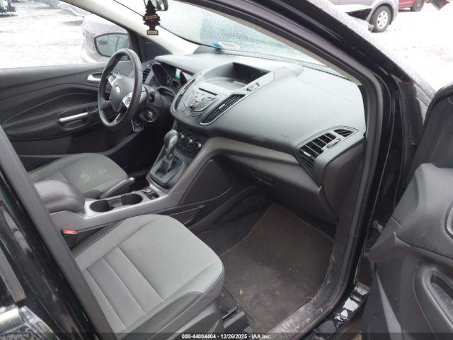 Ford Escape Se Image 9