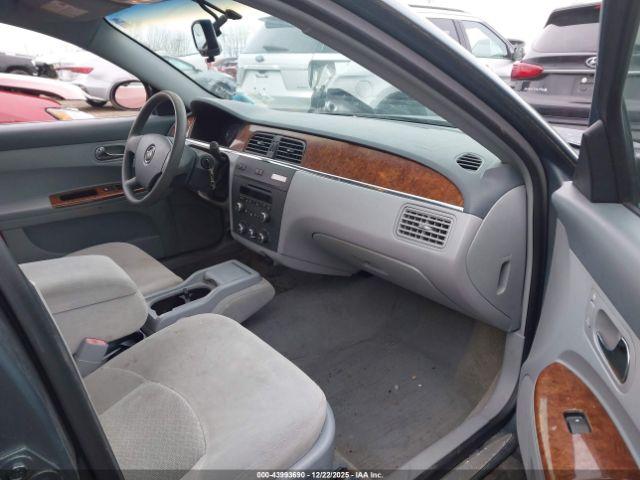 Buick LaCrosse Cx Image 10