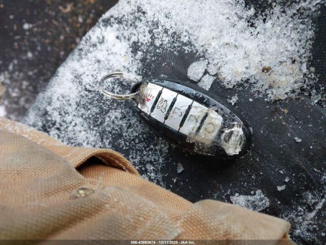 Nissan Rogue Sv Image 3