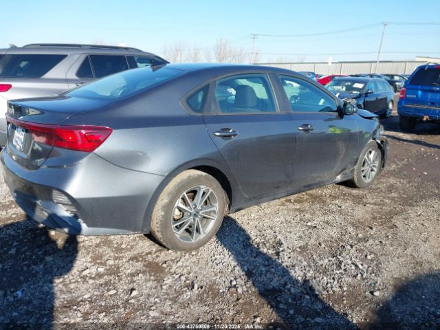 Kia Forte Lxs Image 11