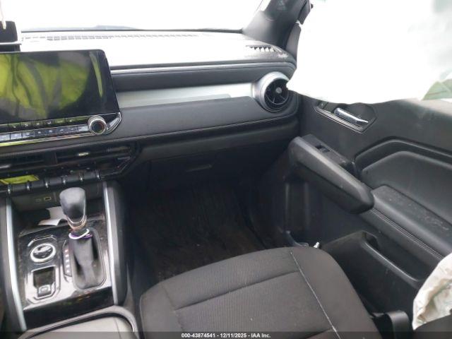 Chevrolet Colorado 4wd  Short Box Lt Image 8