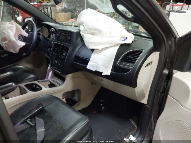 Dodge Grand Caravan Sxt Image 9