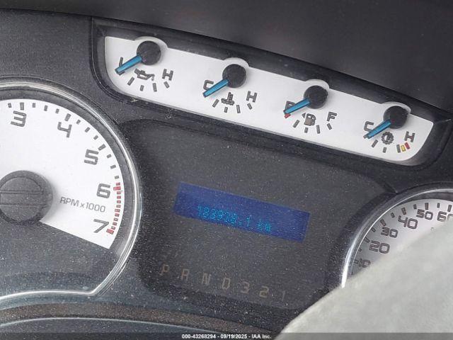 Ford F-150 Xlt Image 16