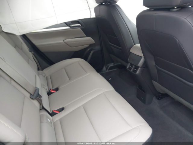 GMC Terrain Awd Elevation Image 9