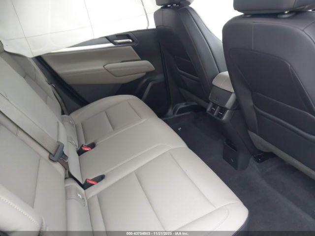 GMC Terrain Awd Elevation Image 9