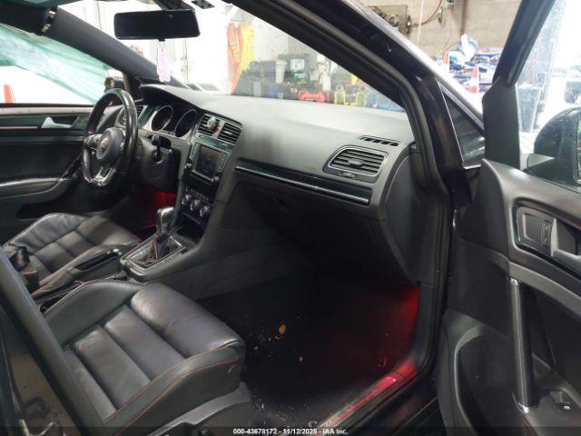 Volkswagen Golf Se 4-door Image 7