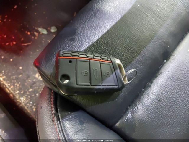 Volkswagen Golf Se 4-door Image 5