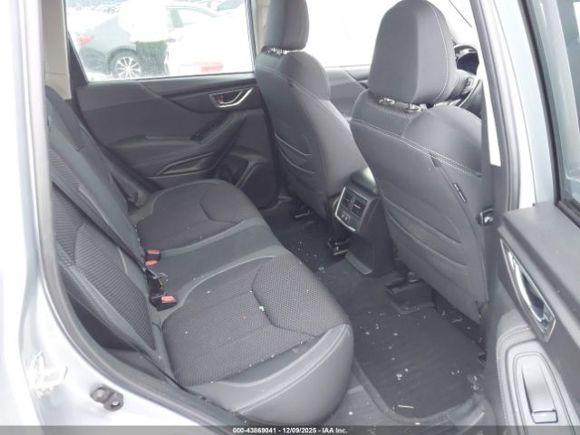 Subaru Forester Premium Image 13