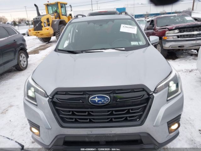 Subaru Forester Premium Image 8