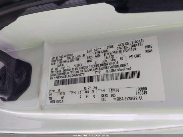 Ford E-350 Xlt Image 8