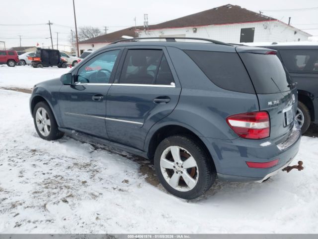 Mercedes-Benz M-Class 4matic Image 9