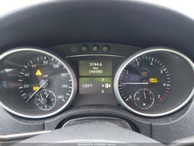 Mercedes-Benz M-Class 4matic Image 3