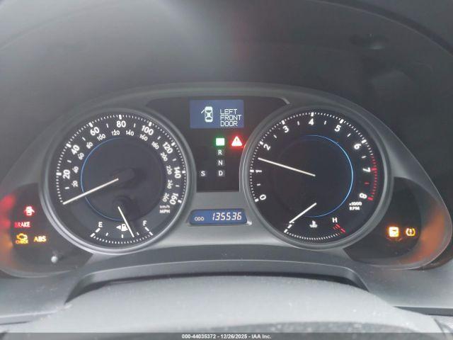 Lexus Is Image 2