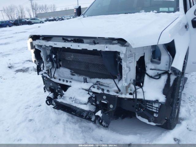 GMC Sierra 1500 4wd  Short Box Slt Image 11