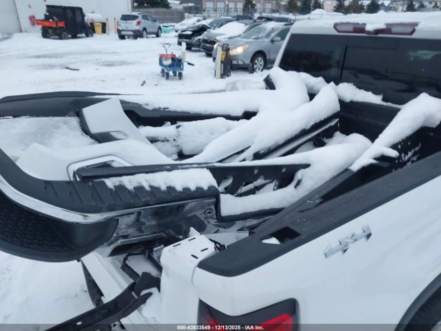 GMC Sierra 1500 4wd  Short Box Slt Image 13