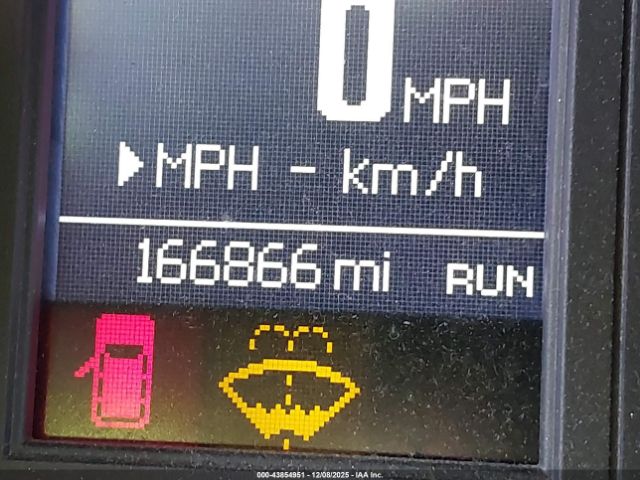 Chrysler Town & Country Touring Image 14