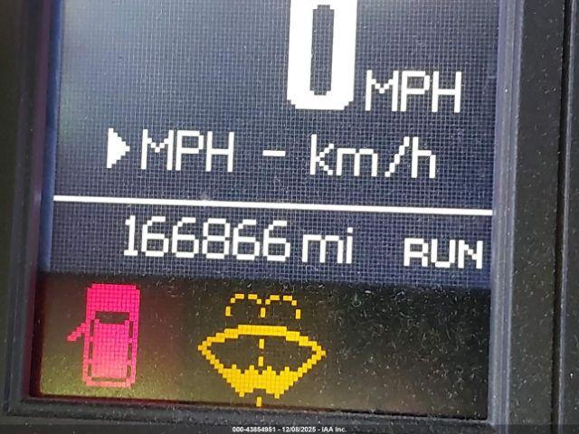 Chrysler Town & Country Touring Image 14