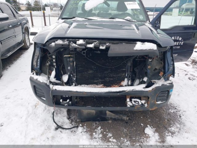 Ford F-250 Xl Image 13